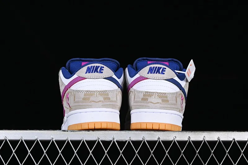 All Categories Nk SB Dunk Series Nk SB Dunk Low Low-top sneakers F version Rayssa Leal x Nk SB Dunk Low Rayssa Leal co-branded SB low-top casual sneakers FZ5251-001